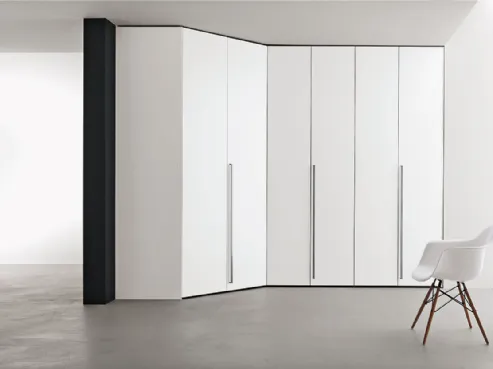 Cabina armadio angolare ad ante battenti di Tomasella