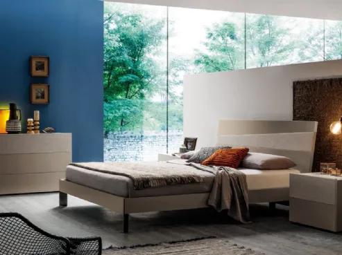 Letto in legno semi-rivestito in tessuto Taj Hybrid di Napol