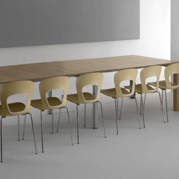 Tavolo allungabile in legno e laminato Magic di Eurosedia