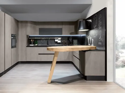 Cucina moderna ad angolo con ante e cassettoni Penelope di Aran
