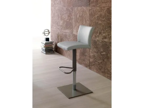 Sgabello di Ozzio modello Soft