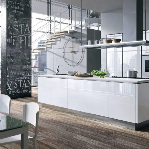 Cucina Design con isola Bijou in vetro Bianco lucido di Aran