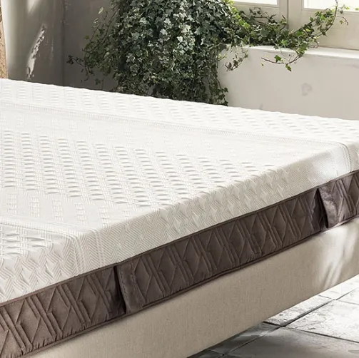 Materasso con fodera imbottita Memopure Plus in memory foam di Doimo Armonie del Sonno