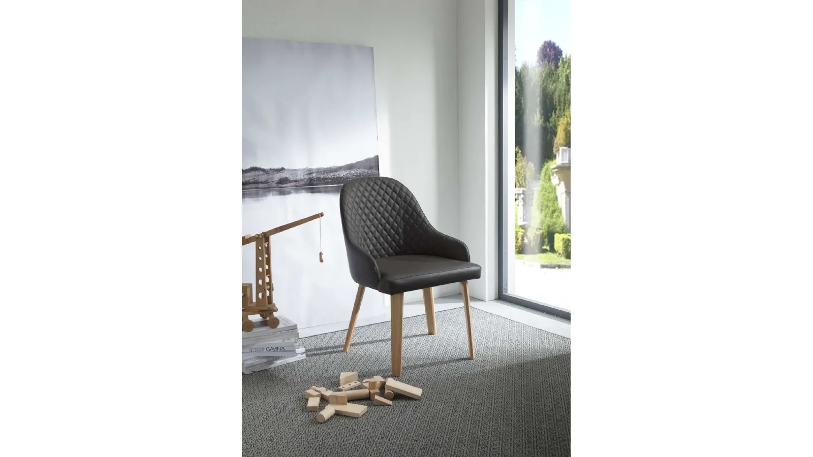 Sedia girevole Atena di Ozzio