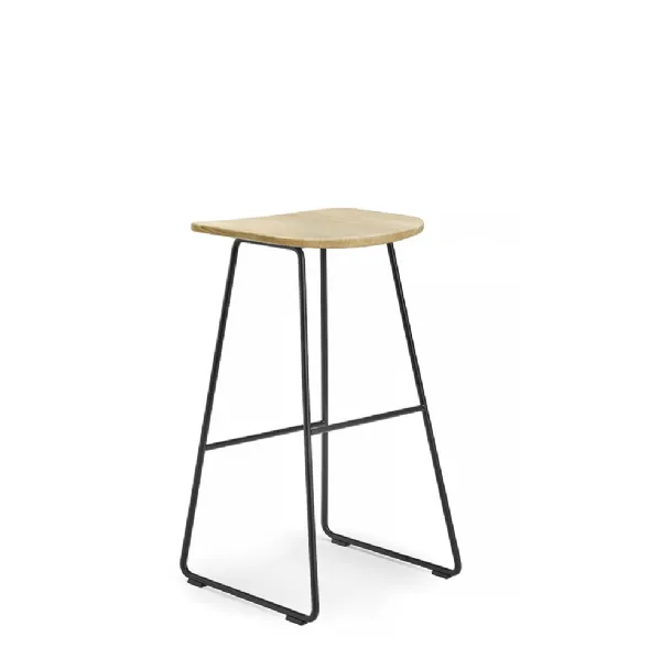 Sgabello Klejn Kitchen Stool di Infiniti