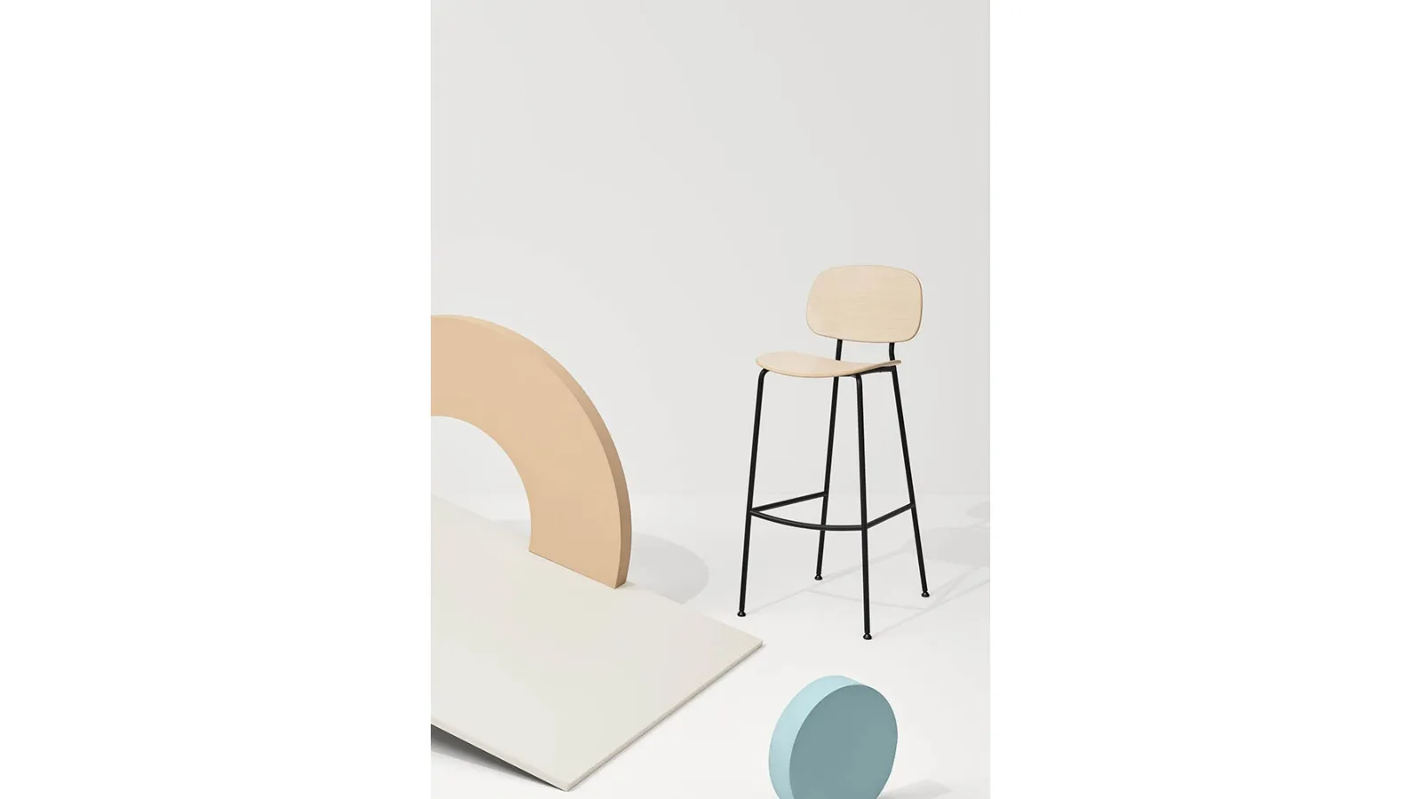 Sgabello Tondina Kitchen Stool in Rovere Naturale con telaio in acciaio di Infiniti