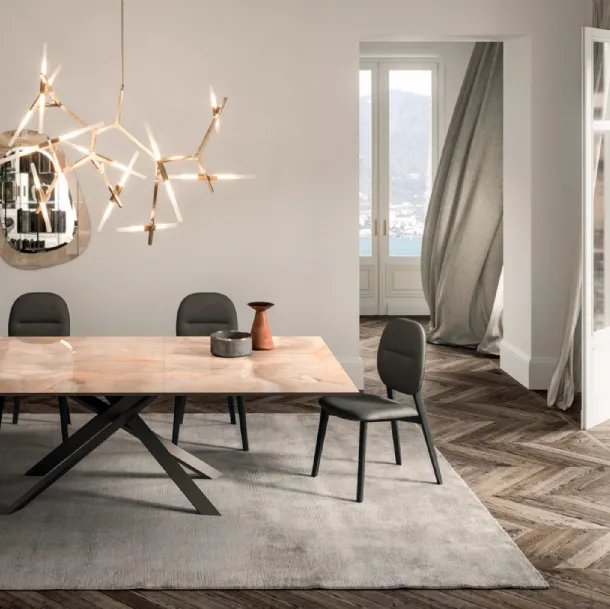 Tavolo rettangolare in marble glass e base in metallo 4X4 Allungabile di Ozzio