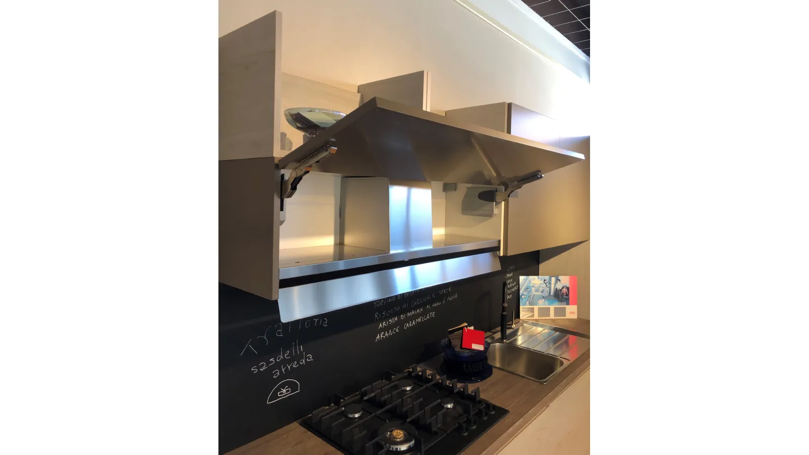Cucina Arrex arcobaleno sole in offerta outlet