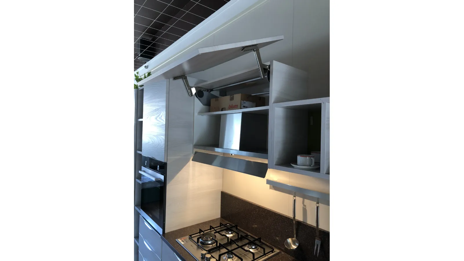 Cucina Arrex Lineare Cedro e Timo in offerta outlet