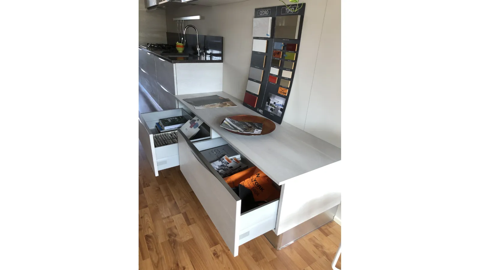 Cucina Arrex Lineare Cedro e Timo in offerta outlet