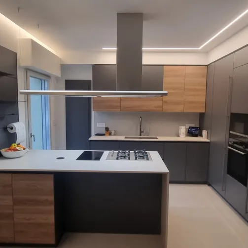 Dopo- cucina con isola
