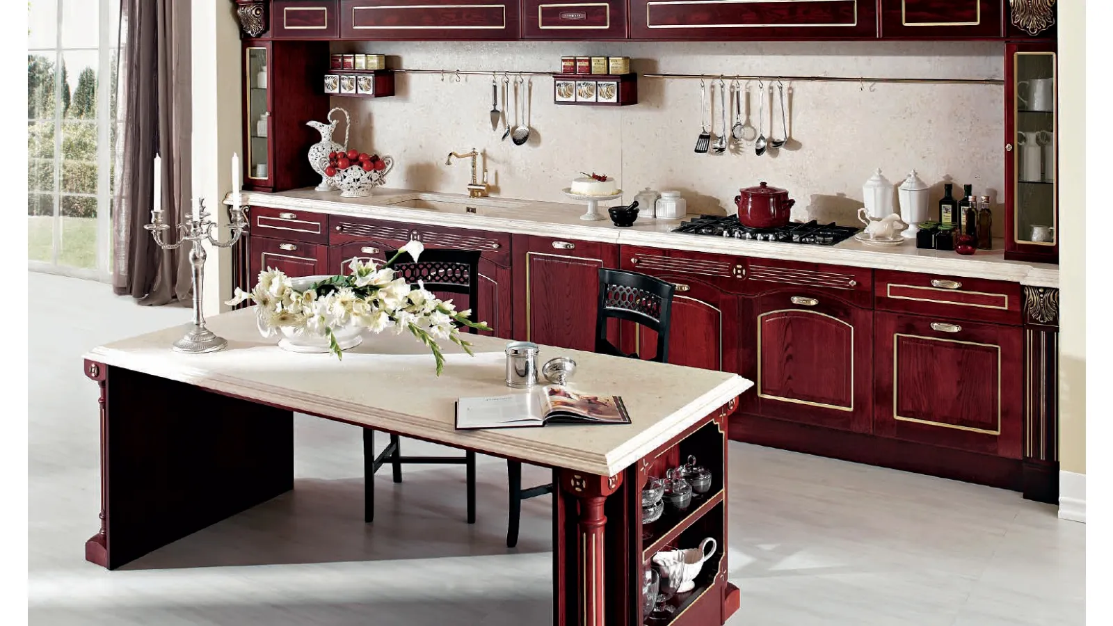 Cucina Classica lineare Imperial Luxury in Frassino tinto in trasparenza Rosso Borgogna di Aran