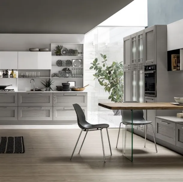 Cucina Moderna Kali in Frassino Decapè Orione e laccato Bianco lucido di Arrex
