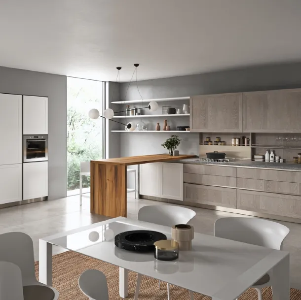 Cucina Moderna con penisola Vita Bella in Rovere Dust e laccato Bianco opaco di Aran