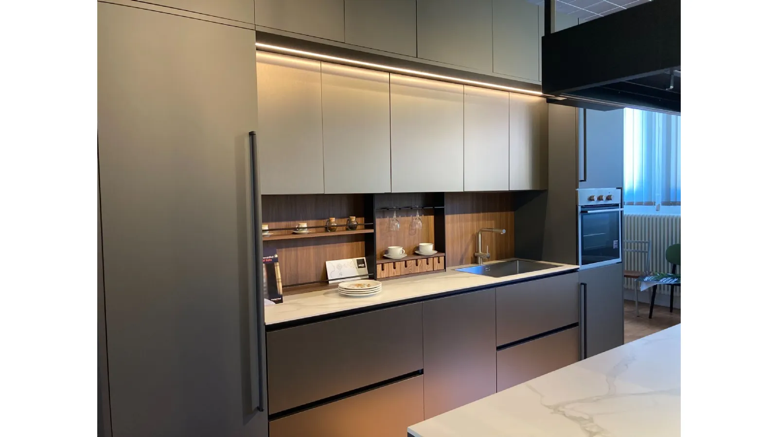 Cucina ad isola Erika Aran con forte sconto 